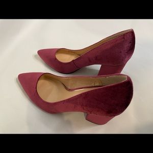 Womens Jessica Simpson Velvet Block Heels. Size 8|Color Pink